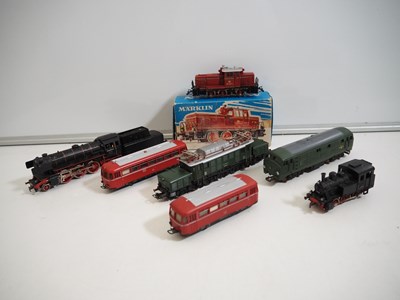 Lot 322 - A group of mostly MARKLIN HO gauge unboxed...