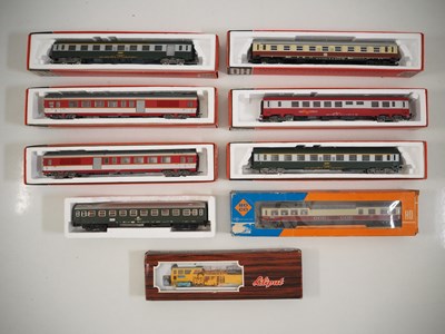 Lot 347 - A group of HO gauge French and German outline...