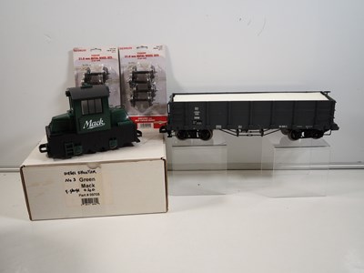 Lot 369 - A group of G gauge model railway items...