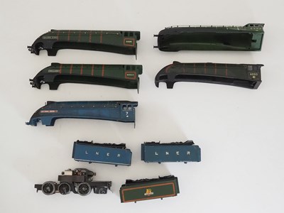 Lot 381 - A group of OO gauge locomotive and tender...