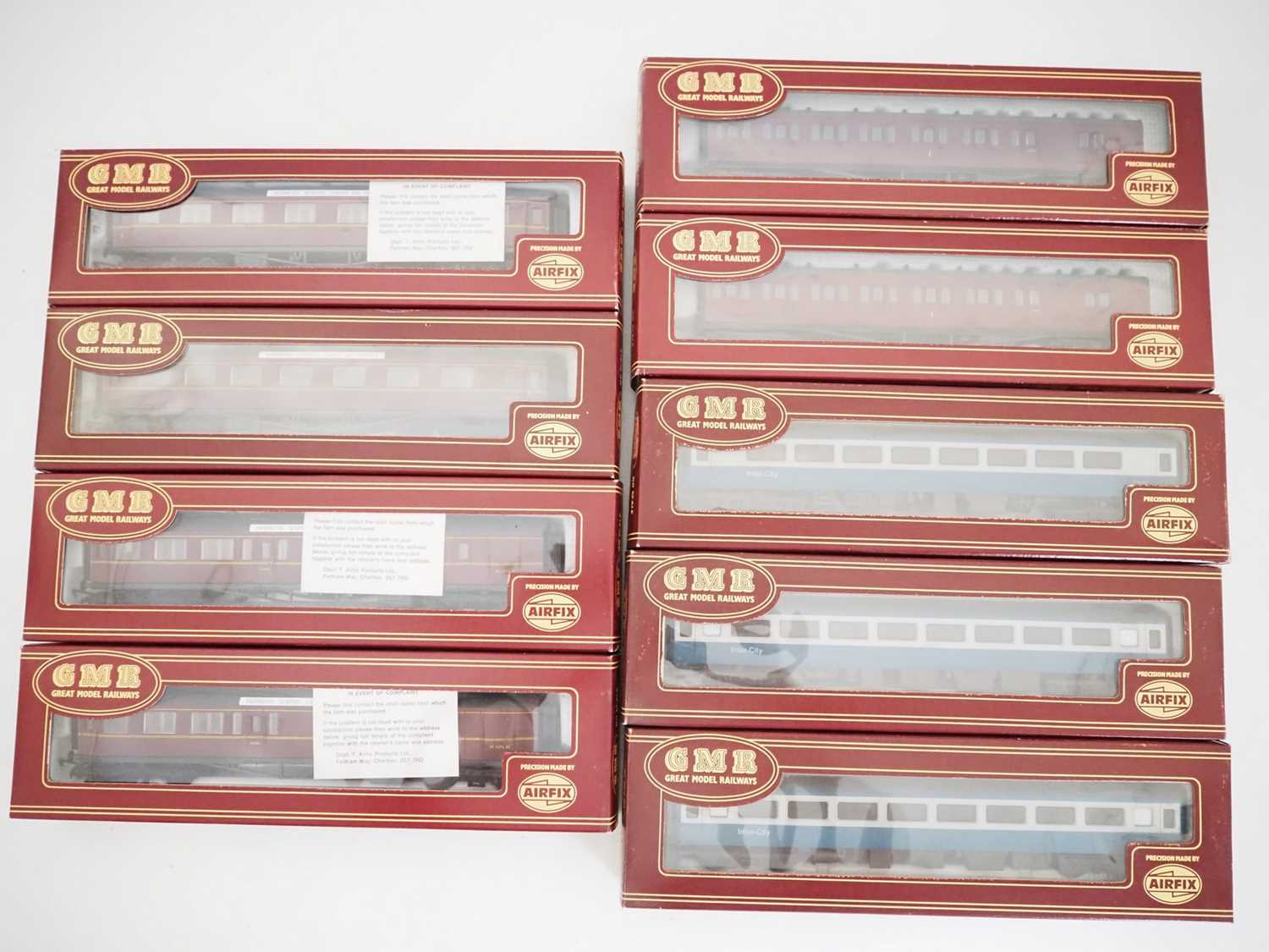 Lot 388 - A group of AIRFIX OO gauge passenger coaches...