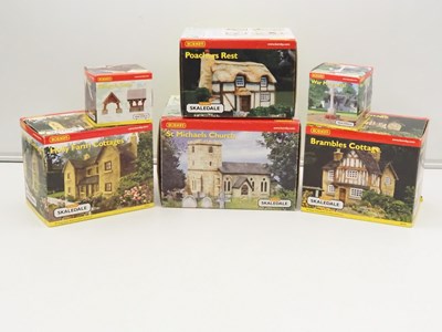 Lot 429 - A group of HORNBY SKALEDALE OO gauge resin...