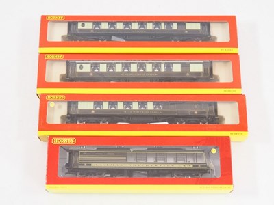 Lot 433 - A group of HORNBY OO gauge Pullman coaches...