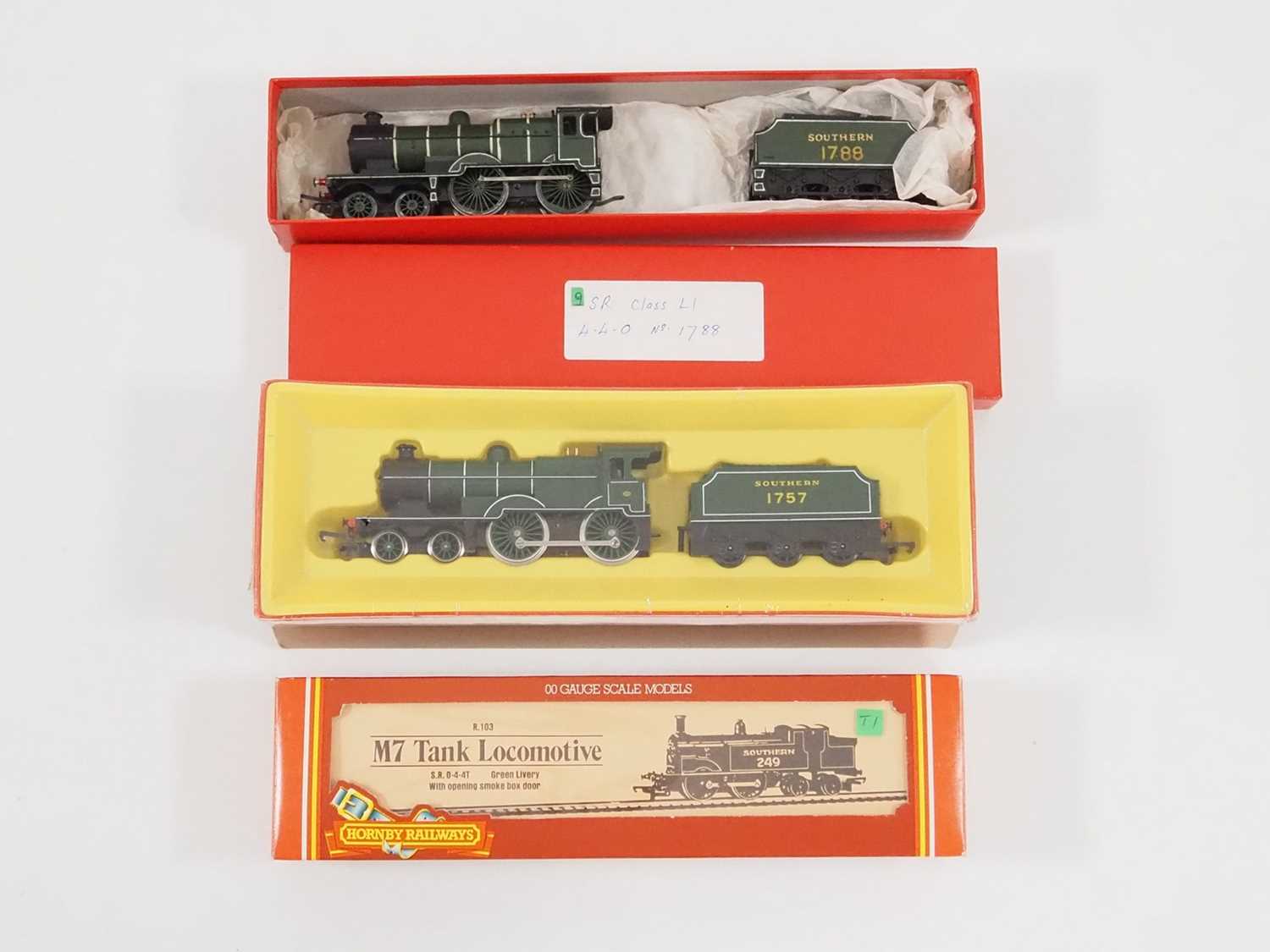 Lot 448 - A group of OO gauge Southern Railway steam...