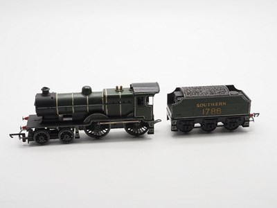 Lot 448 - A group of OO gauge Southern Railway steam...