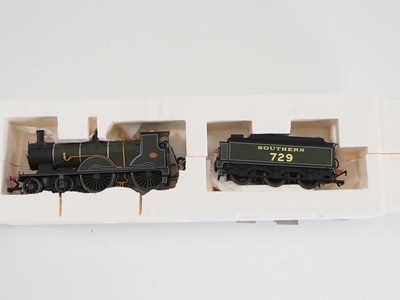 Lot 449 - A pair of HORNBY OO gauge Southern Railway...