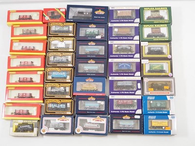 Lot 453 - A large group of various OO gauge wagons by...