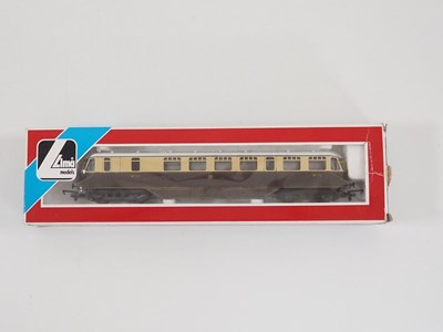 Lot 461 - A group of LIMA OO gauge diesel locomotives...