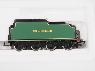 Lot 470 - A pair of BACHMANN OO gauge Southern Railway...