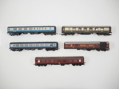 Lot 493 - A group of OO gauge model railway unboxed...