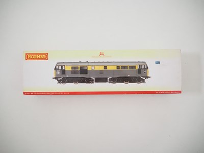 Lot 496 - A HORNBY OO gauge R2421X Class 31 diesel...