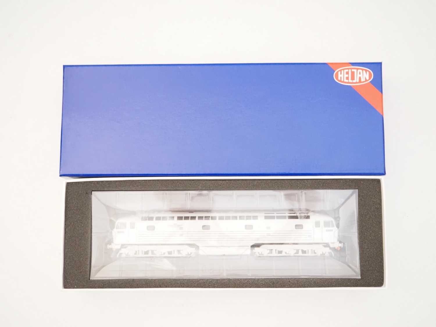 Lot 507 - A HELJAN OO gauge 4005 limited edition...