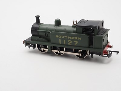 Lot 514 - A group of WRENN OO gauge locomotives in...