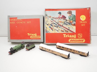 Lot 519 - A group of TRIANG OO gauge model railway items...