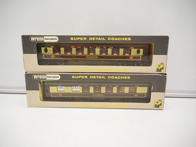 Lot 527 - A pair of WRENN OO gauge Pullman cars...