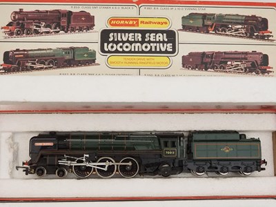 Lot 535 - A pair of OO gauge steam locomotives...