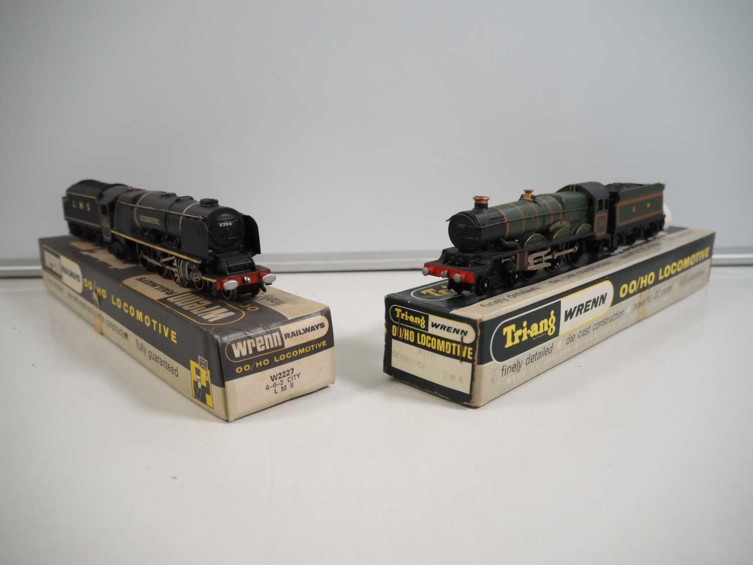 Lot 551 - A pair of WRENN OO gauge steam locomotives...