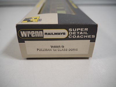 Lot 552 - A pair of WRENN OO gauge Pullman cars...