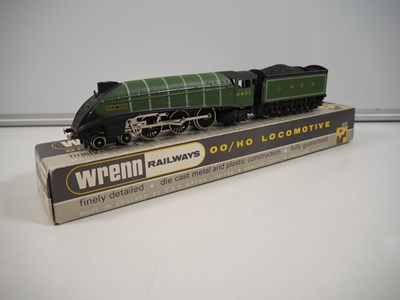 Lot 568 - A WRENN OO gauge W2209A Class A4 steam...