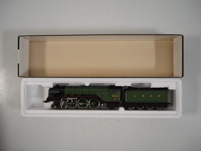 Lot 576 - A group of three OO gauge locomotives by...