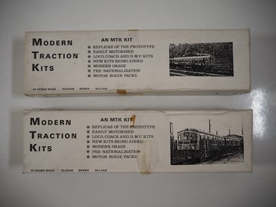 Lot 578 - A quantity of OO gauge unbuilt...