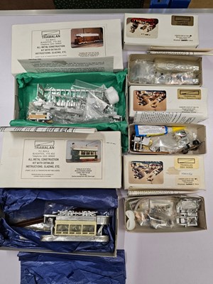 Lot 582 - A group of mostly unbuilt OO gauge TRAMALAN...