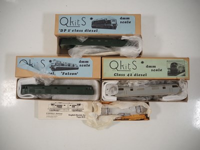 Lot 592 - A group of unbuilt OO gauge Q KITS resin cast...