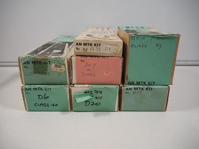 Lot 594 - A group of MODERN TRACTION KITS OO gauge white...