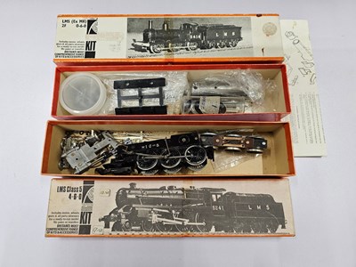 Lot 598 - A group of OO gauge unbuilt and part built...