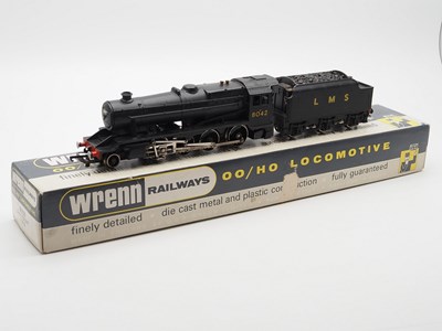 Lot 604 - A WRENN OO gauge W2225 2-8-0 Freight...