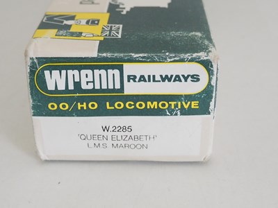 Lot 606 - A WRENN OO gauge W2285 Duchess Class...