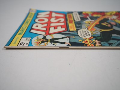 Lot 3 - IRON FIST #1 (1975 - MARVEL) - First solo...