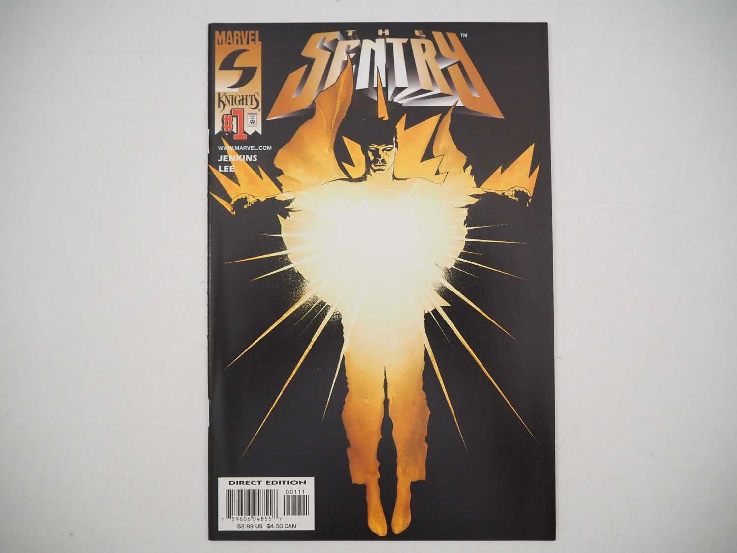 Lot 92 - THE SENTRY #1 (2000 - MARVEL) - The first...