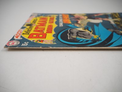 Lot 158 - DETECTIVE COMICS: BATMAN #400 (1970 - DC) -...