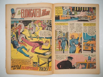 Lot 448 - DETECTIVE COMICS: BATMAN #359 - (1967 - DC -...