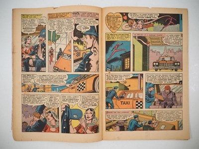 Lot 448 - DETECTIVE COMICS: BATMAN #359 - (1967 - DC -...