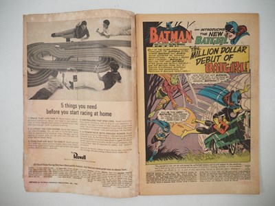 Lot 448 - DETECTIVE COMICS: BATMAN #359 - (1967 - DC -...