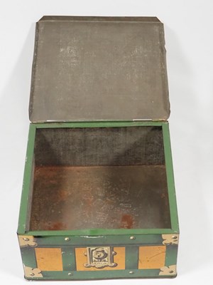 Lot 214 - A collection of mid-20th century advertising...