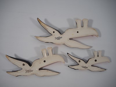 Lot 403 - GUINNESS: Carlton Ware Flying Toucans set of...