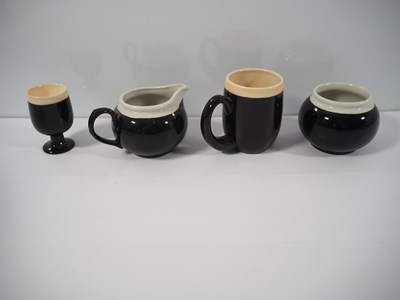 Lot 406 - GUINNESS - Carlton Ware 'James Blackmore' Tea...