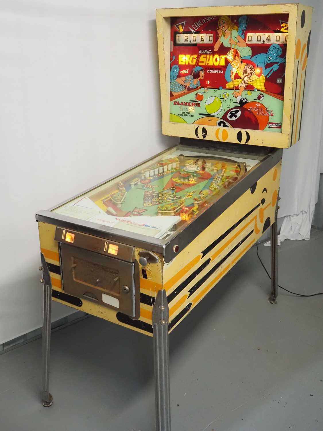 Lot 287 - A mid-20th century pinball machine - Big Shot...