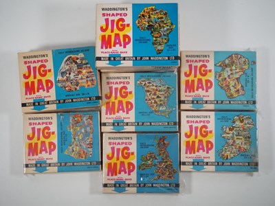 Lot 383 - A group of WADDINGTONS early 1970s Jig-Map...