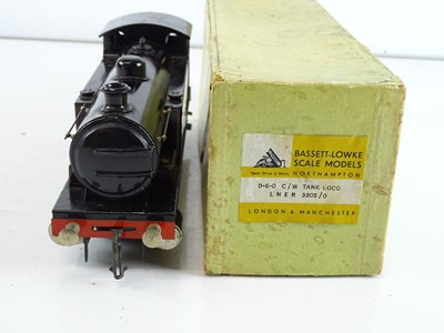 Lot 138 - A BASSETT LOWKE 3305/0 clockwork Freelance...