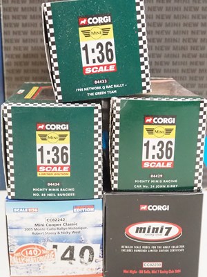 Lot 92 - A tray of CORGI diecast Minis comprising an...