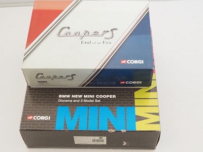 Lot 92 - A tray of CORGI diecast Minis comprising an...