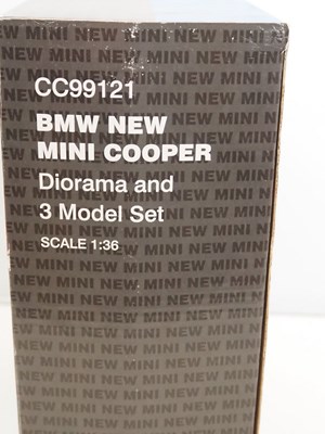 Lot 92 - A tray of CORGI diecast Minis comprising an...