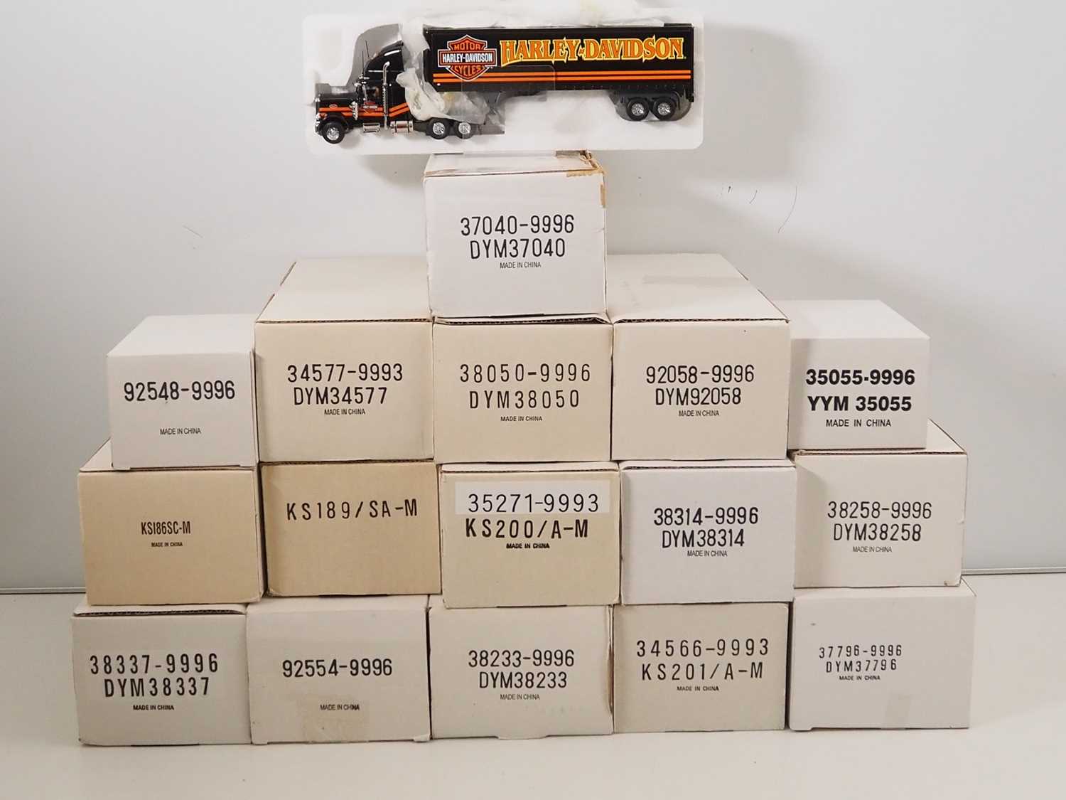 Lot 117 - A group of MATCHBOX COLLECTIBLES diecast...