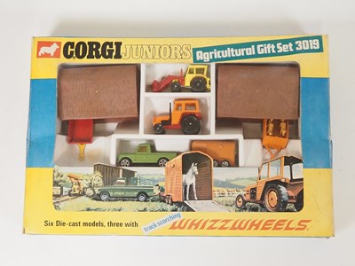 Lot 190 - A pair of CORGI JUNIORS Gift Sets comprising...