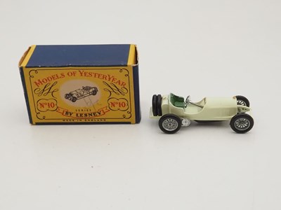 Lot 268 - A group of vintage MATCHBOX MODELS OF...