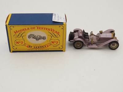 Lot 268 - A group of vintage MATCHBOX MODELS OF...